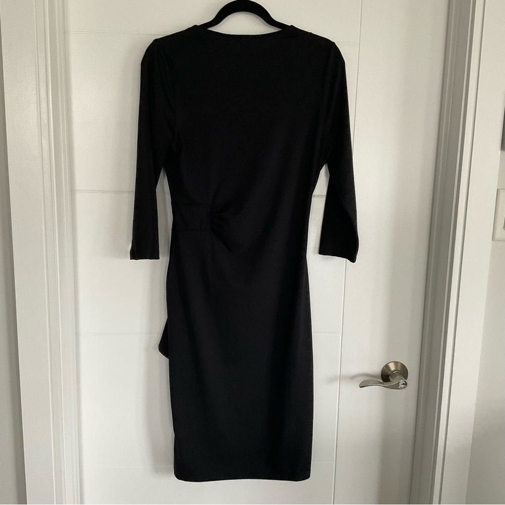 VENUS Black Sheath Dress with 3/4 Sleeves Crew Neck